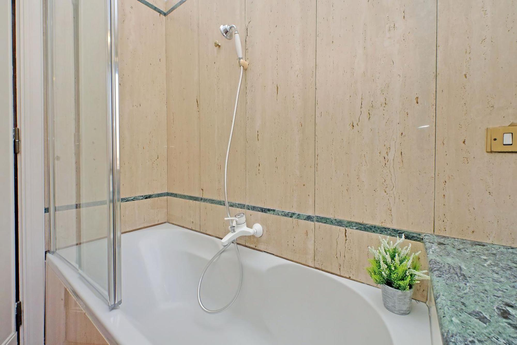 4bnb - Spacious Gracchi Apartamento *